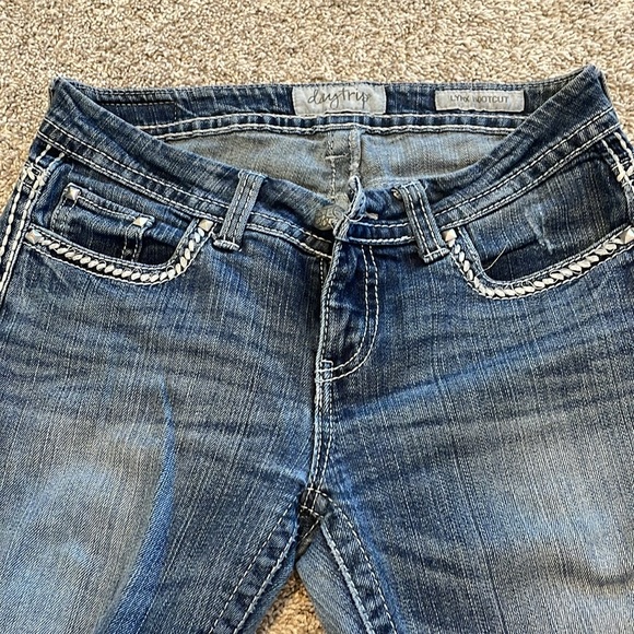 Daytrip Lynx Bootcut Jeans - Picture 6 of 11